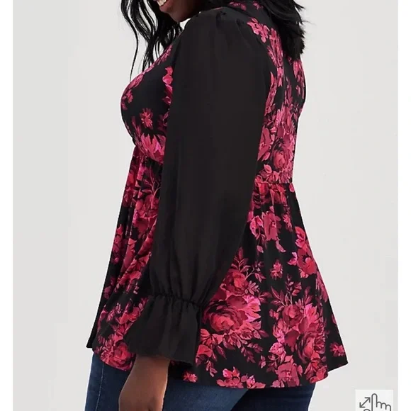 NWT Studio Knit, Chiffon Sleeve, Surplice Top - Picture 2 of 3